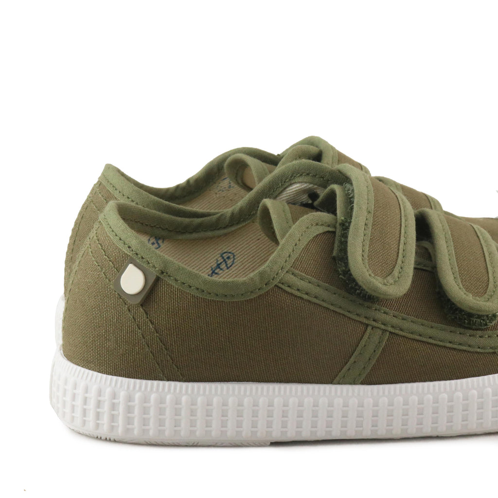 Zapatilla kaki con velcro S10199 de Igor - S10199-33-6.jpg