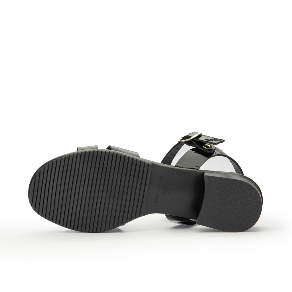 Sandalia charol negro de hebilla S115523 Pepa&Cris - S115523-24-4.jpg