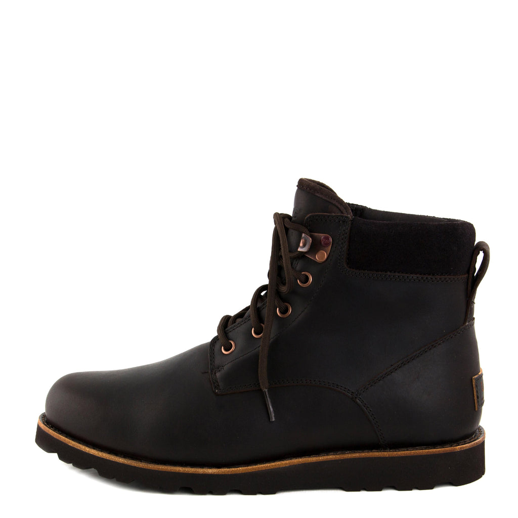 Bota marrón oscuro con cordón SETTON de UGG - SETTON-62-1.jpg