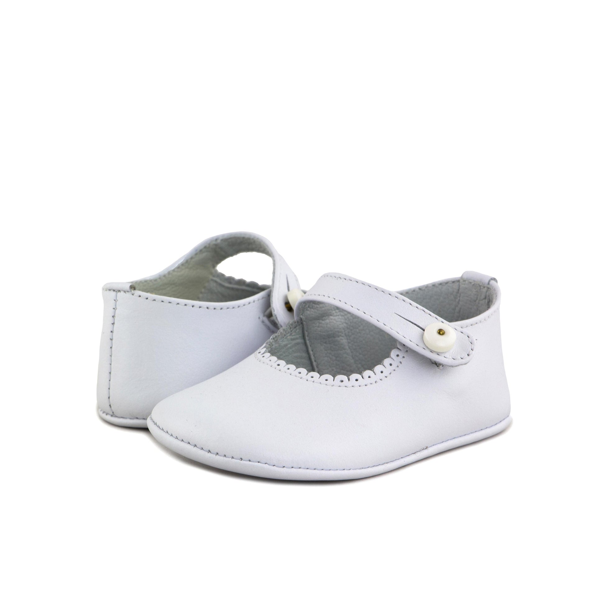 Mercedita blanco con botón SP115 de Jeromín - SP115-30-2.jpg