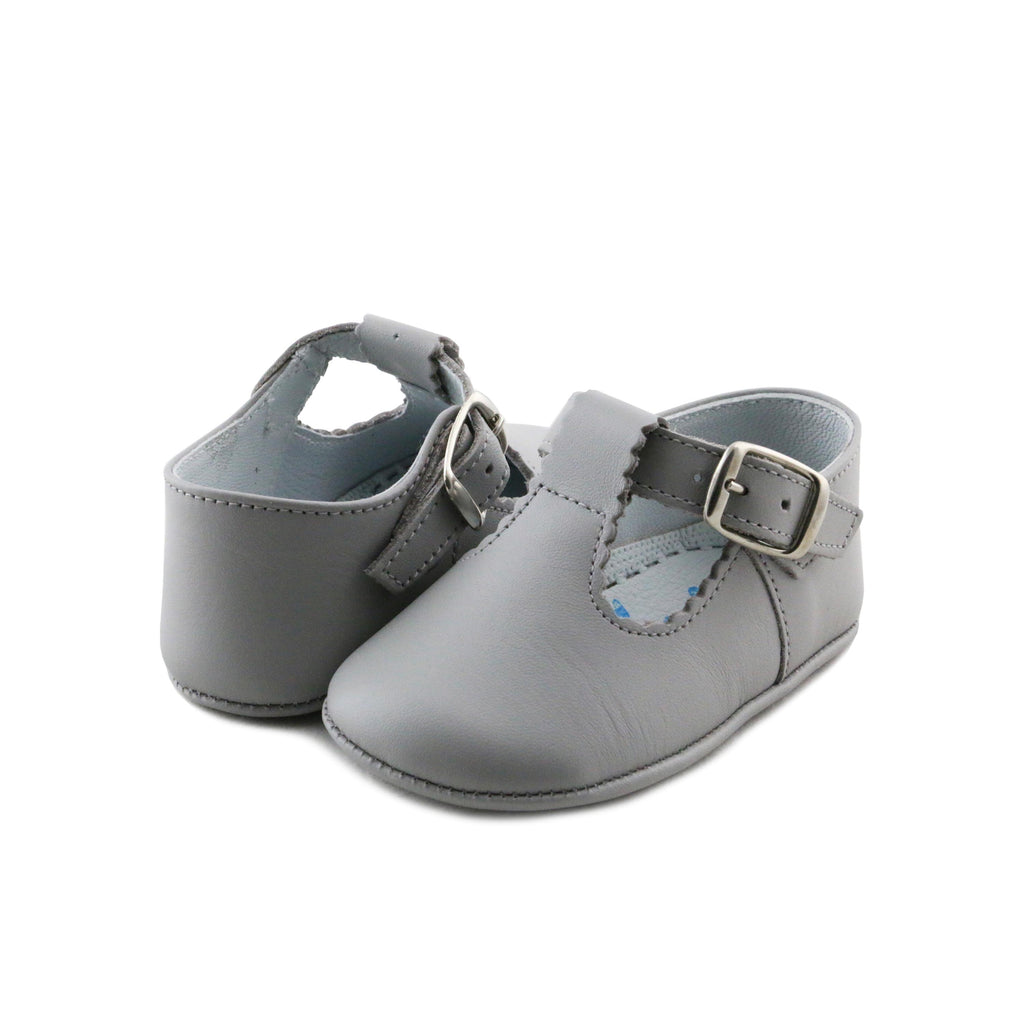 Pepito gris claro con hebilla SP120 de Jeromín - SP120-17-2.jpg