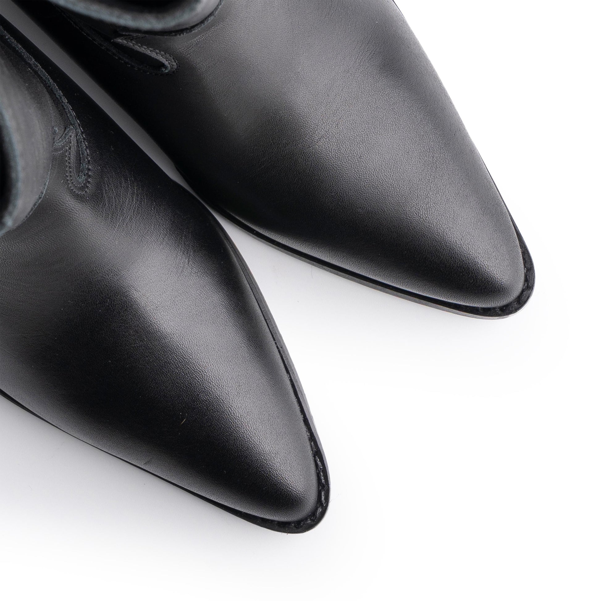 Bota negra TENDA Jeromín