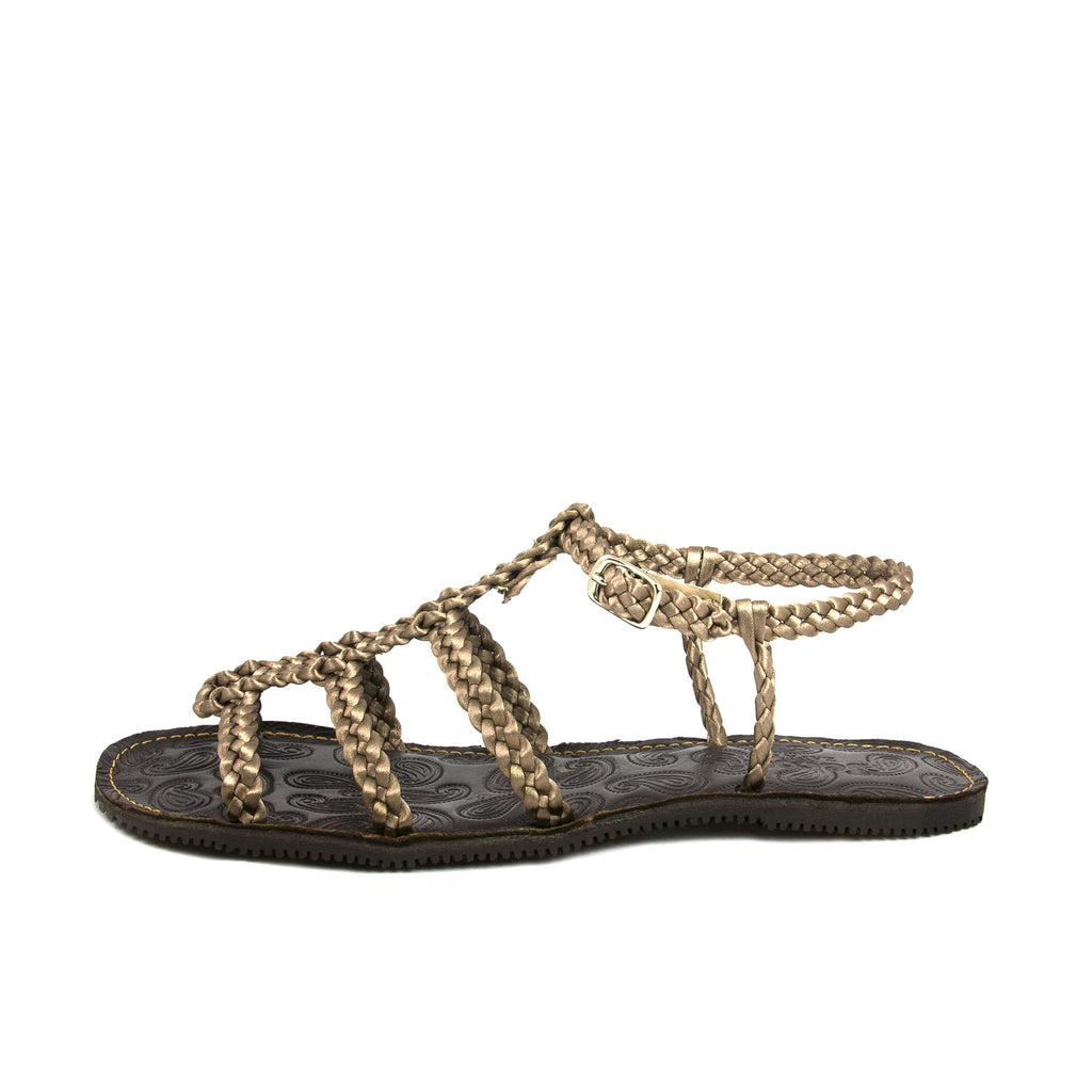 Sandalia plana beige con hebilla TIRASTREN de Jeromín - TIRASTREN-9-1.jpg