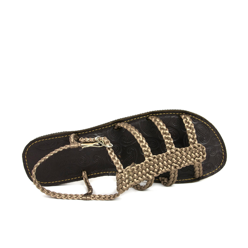 Sandalia plana beige con hebilla TIRASTREN de Jeromín - TIRASTREN-9-6.jpg