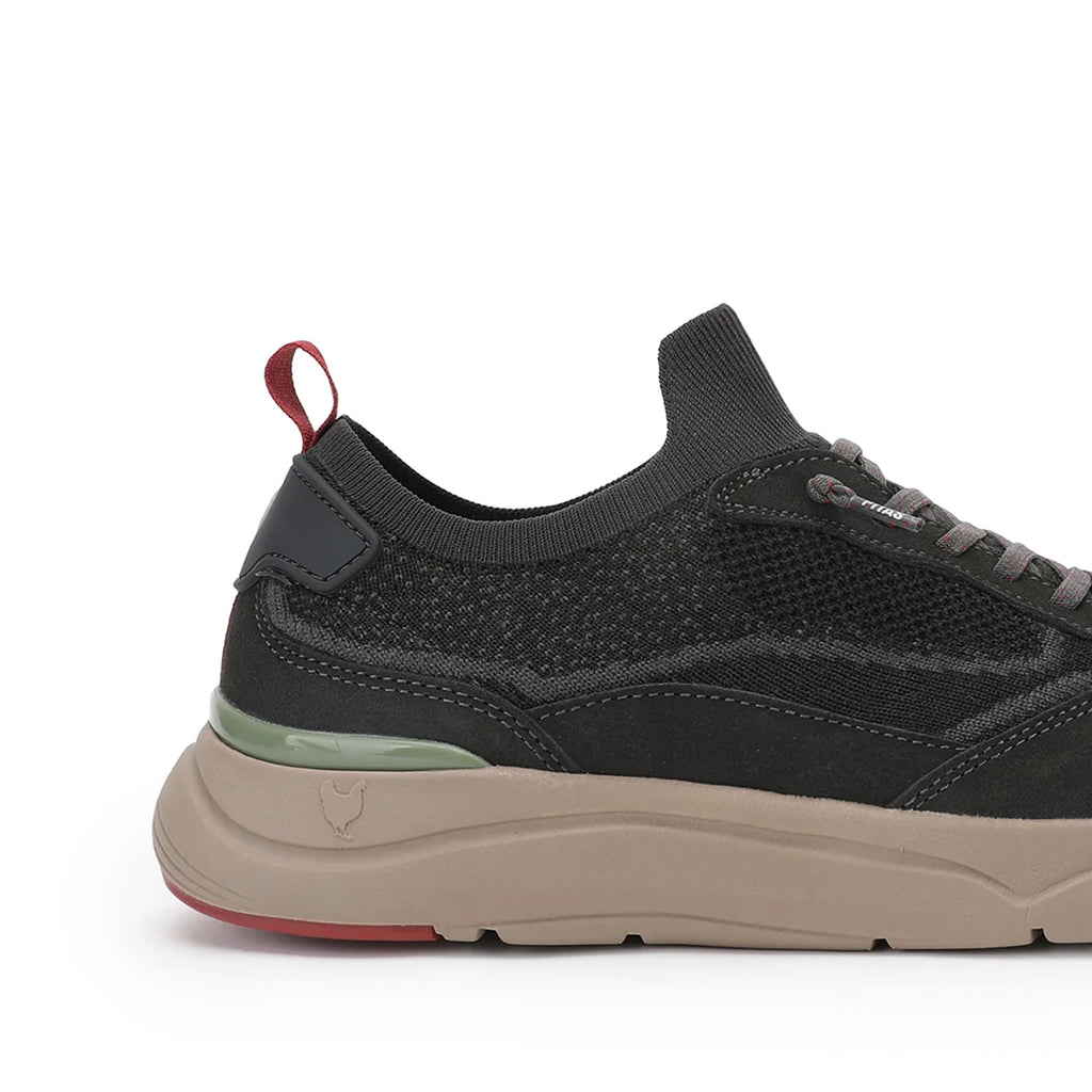 Deportiva gris oscuro con cordón TUI Walk in Pitas