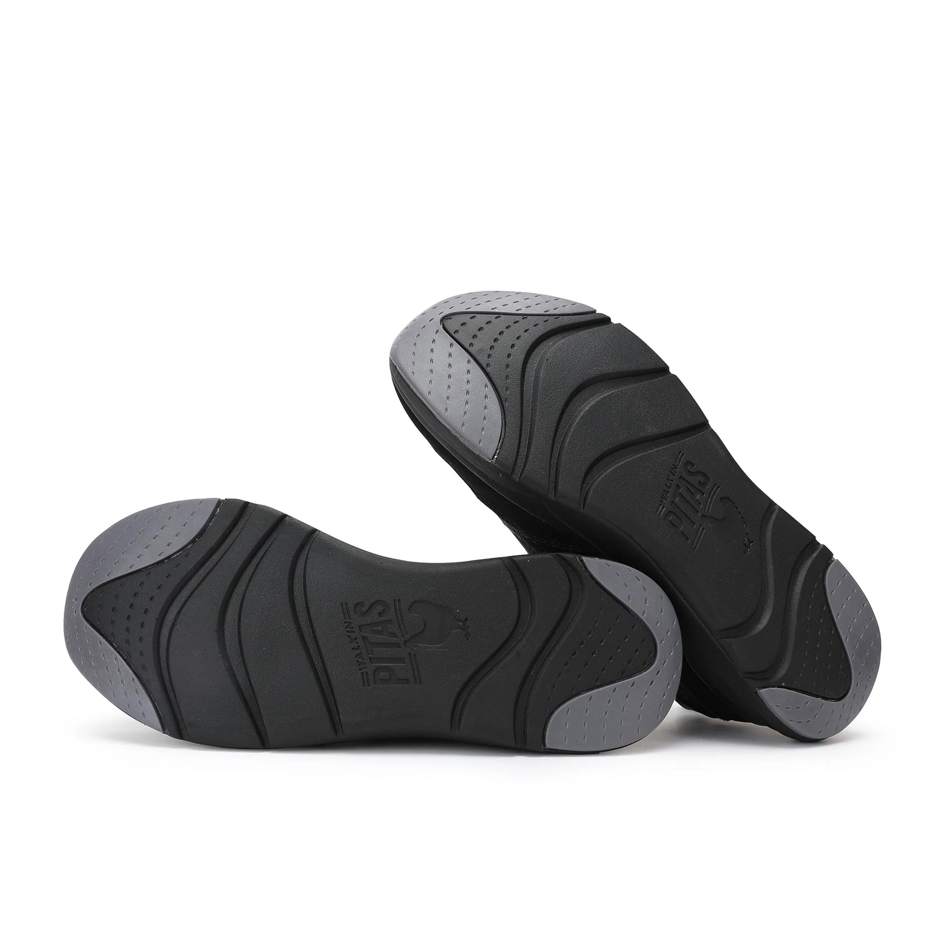 Deportiva total negro con cordón TUI Walk in Pitas