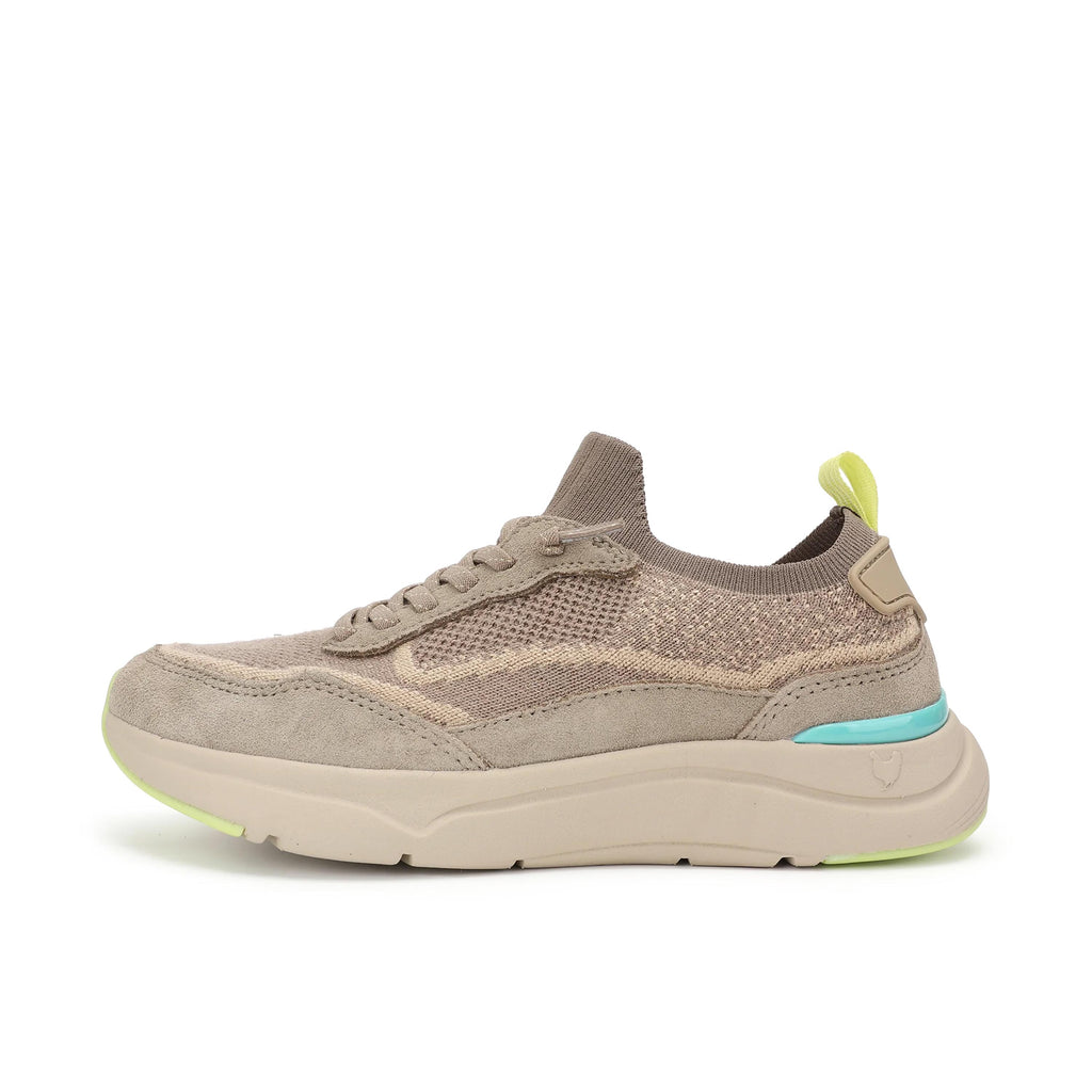 Deportiva beige con cordón TUI de Walk in Pitas