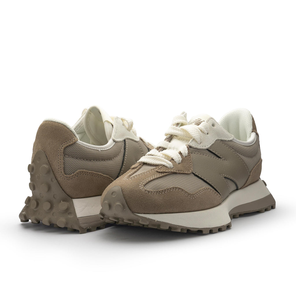 Deportiva taupe con cordón U327LNC de New Balance