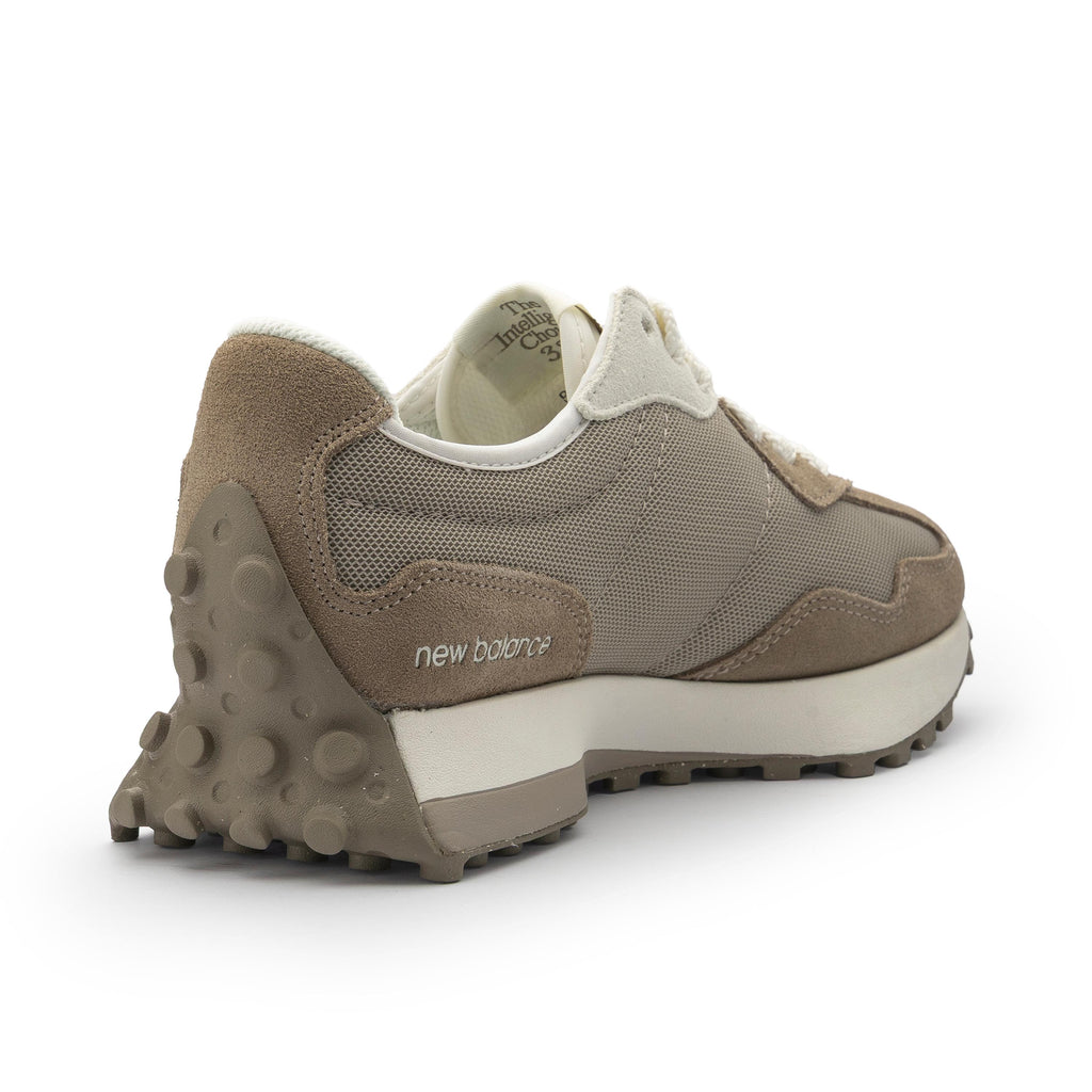 Deportiva taupe con cordón U327LNC de New Balance