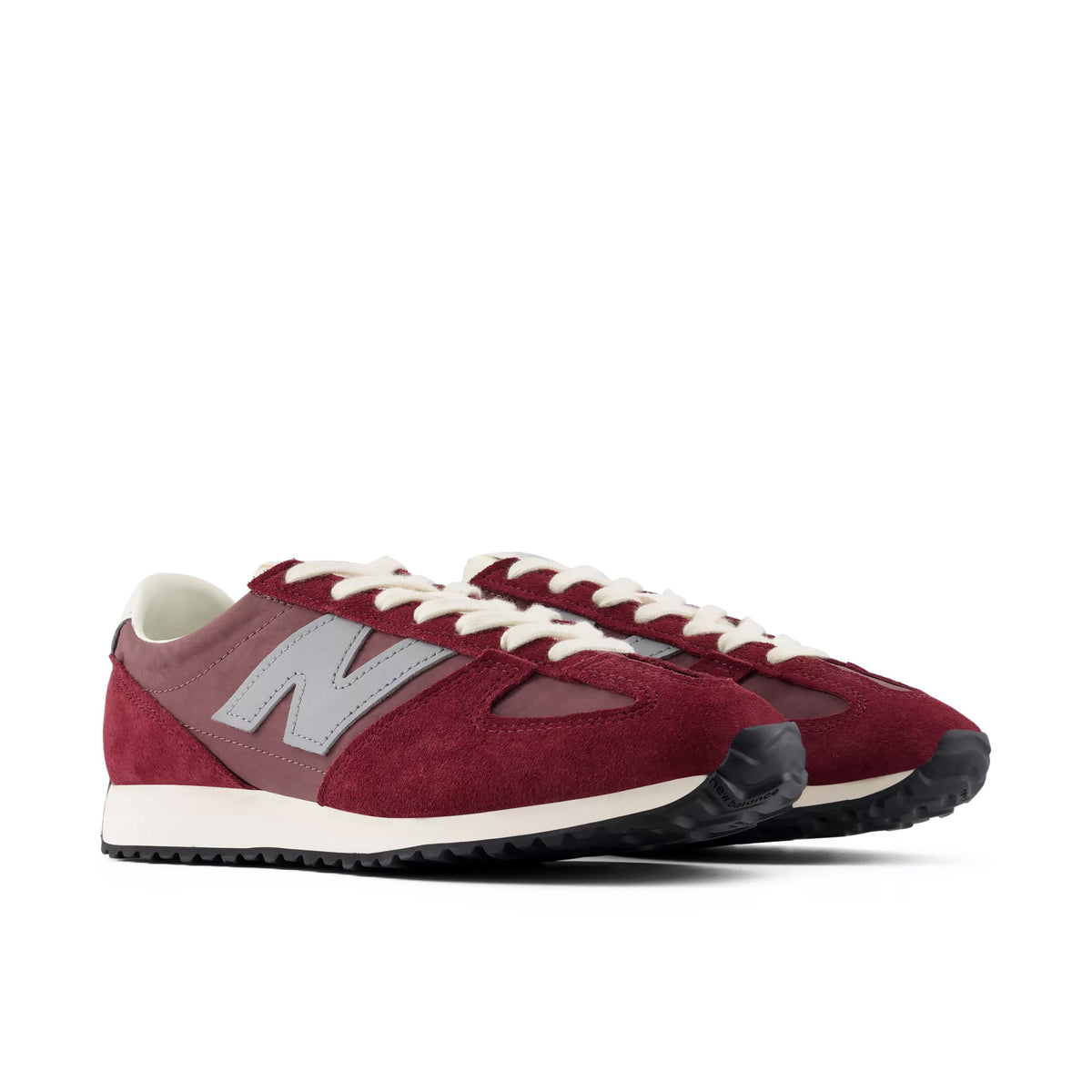 Deportiva burdeos U4717PS New Balance