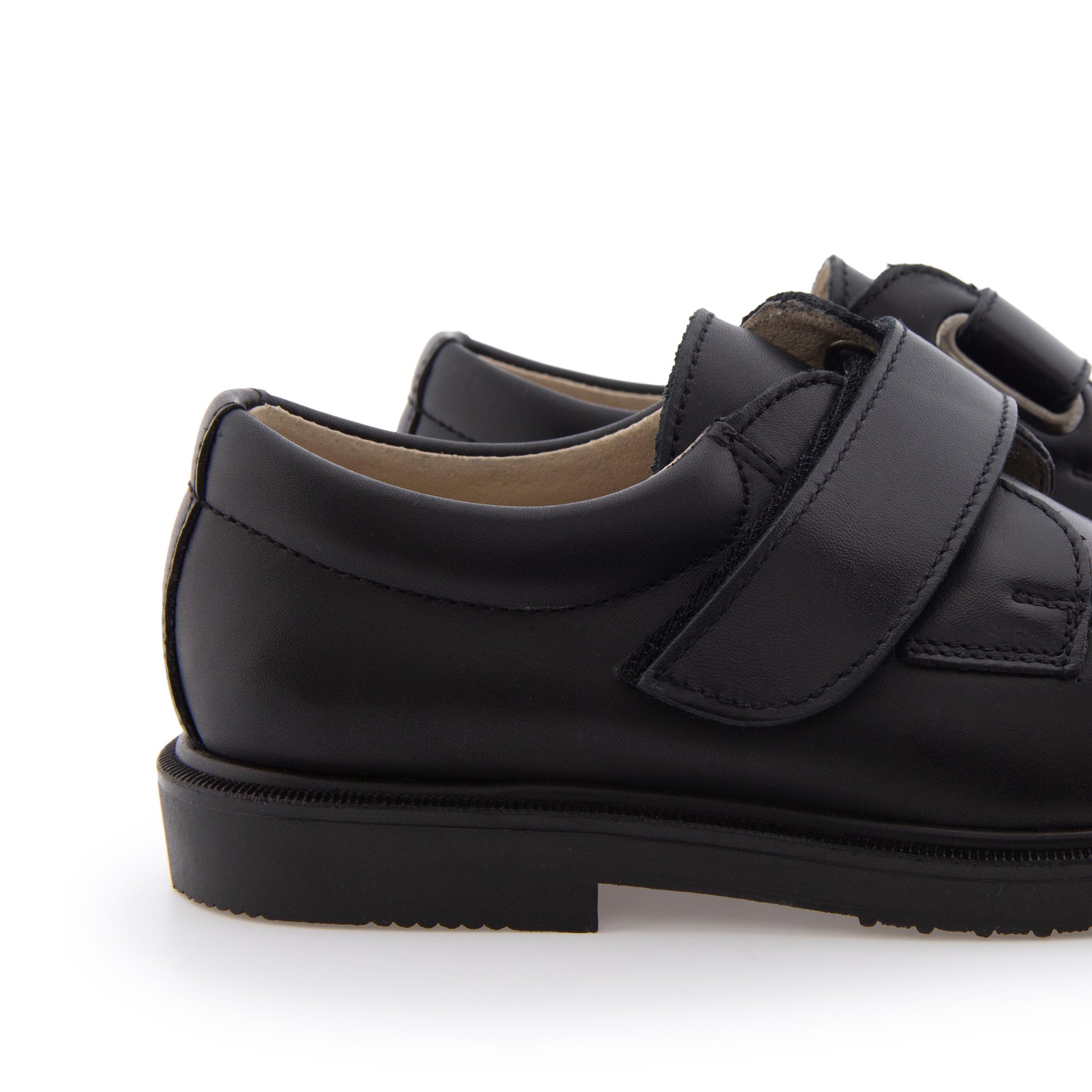 Blucher negro con velcro URBAVEL Jeromín - URBAVEL-20-5.jpg