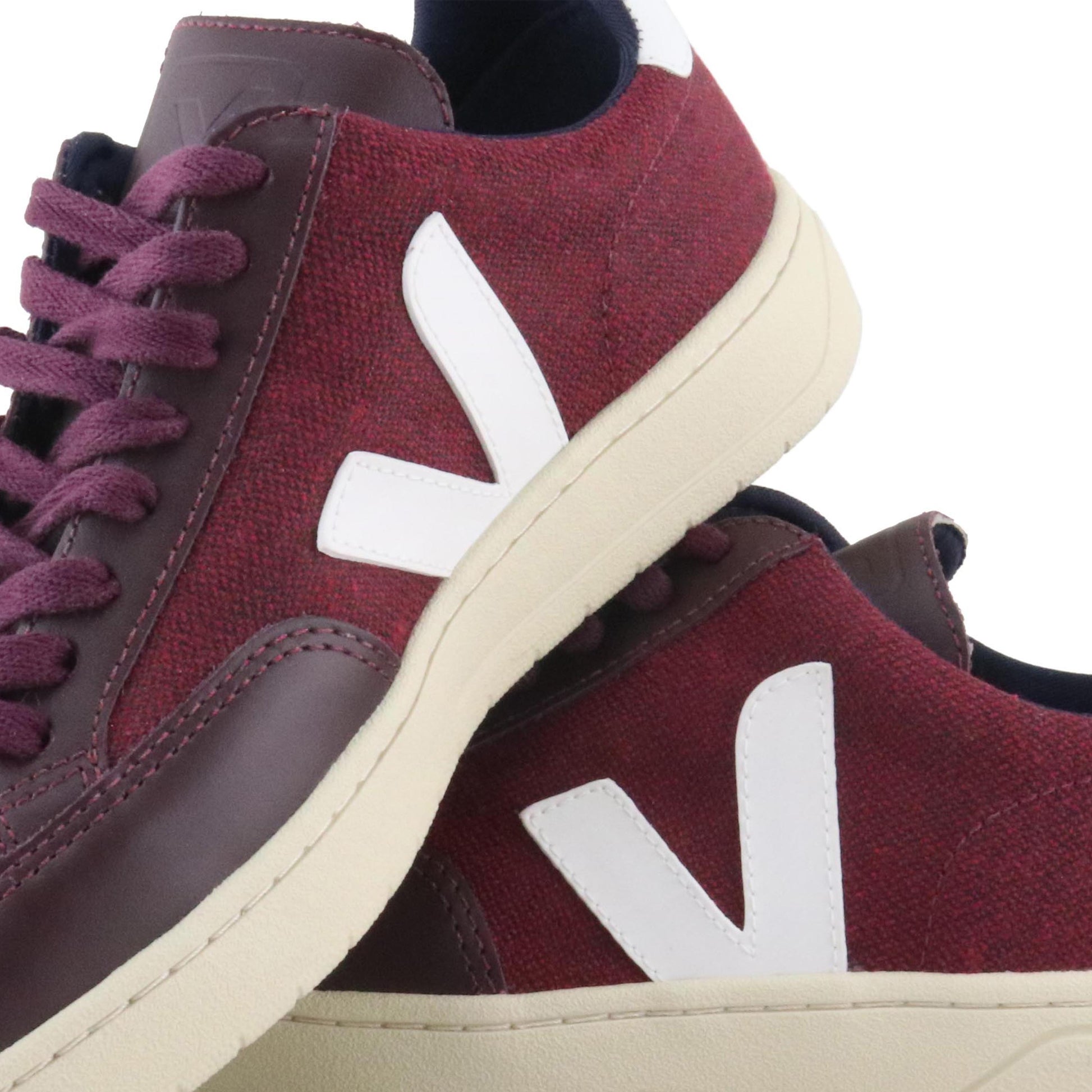 Deportiva burdeos con cordón V12 de Veja - V12-13-6.jpg