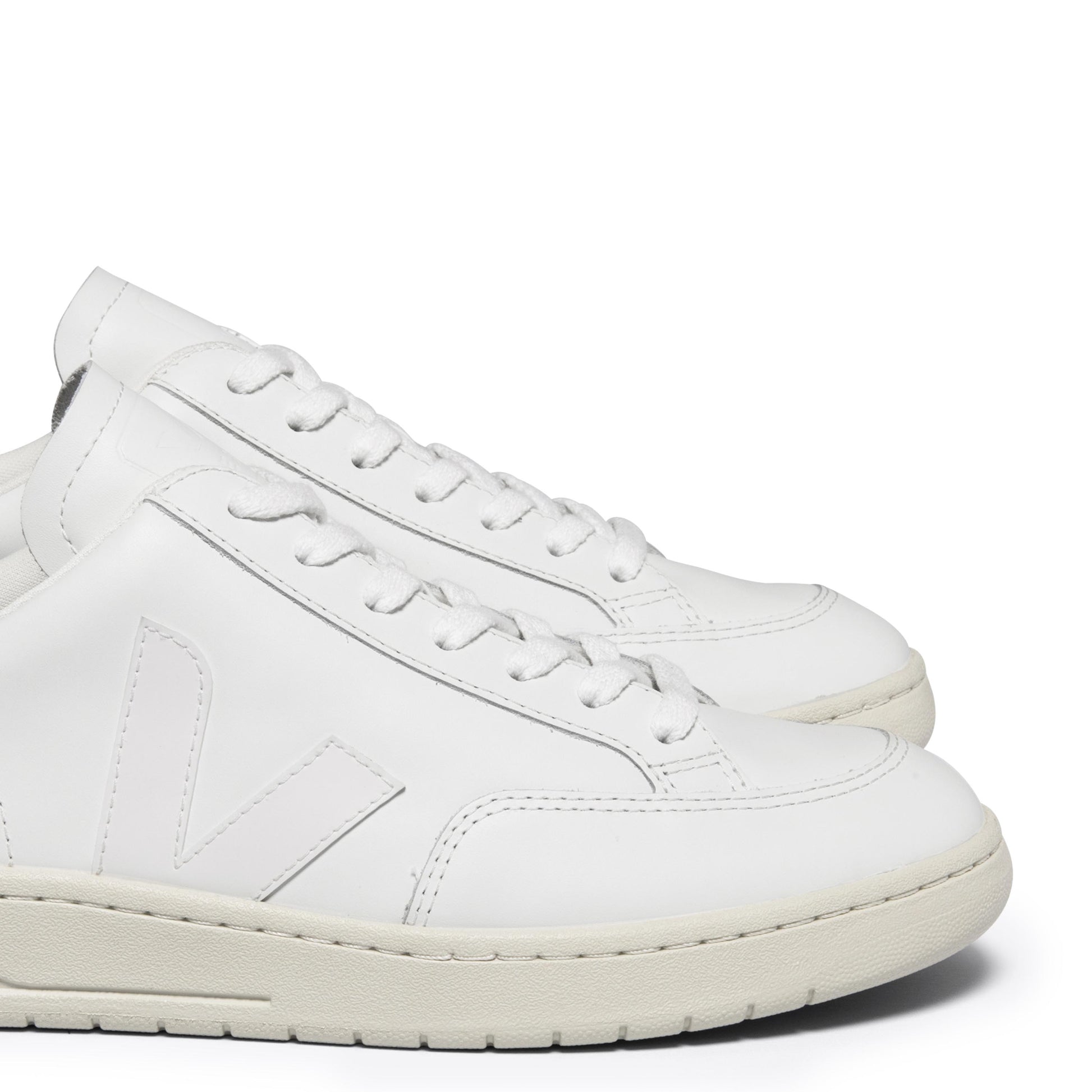 Deportiva blanco con cordón V12 de Veja - V12-30-6.jpg