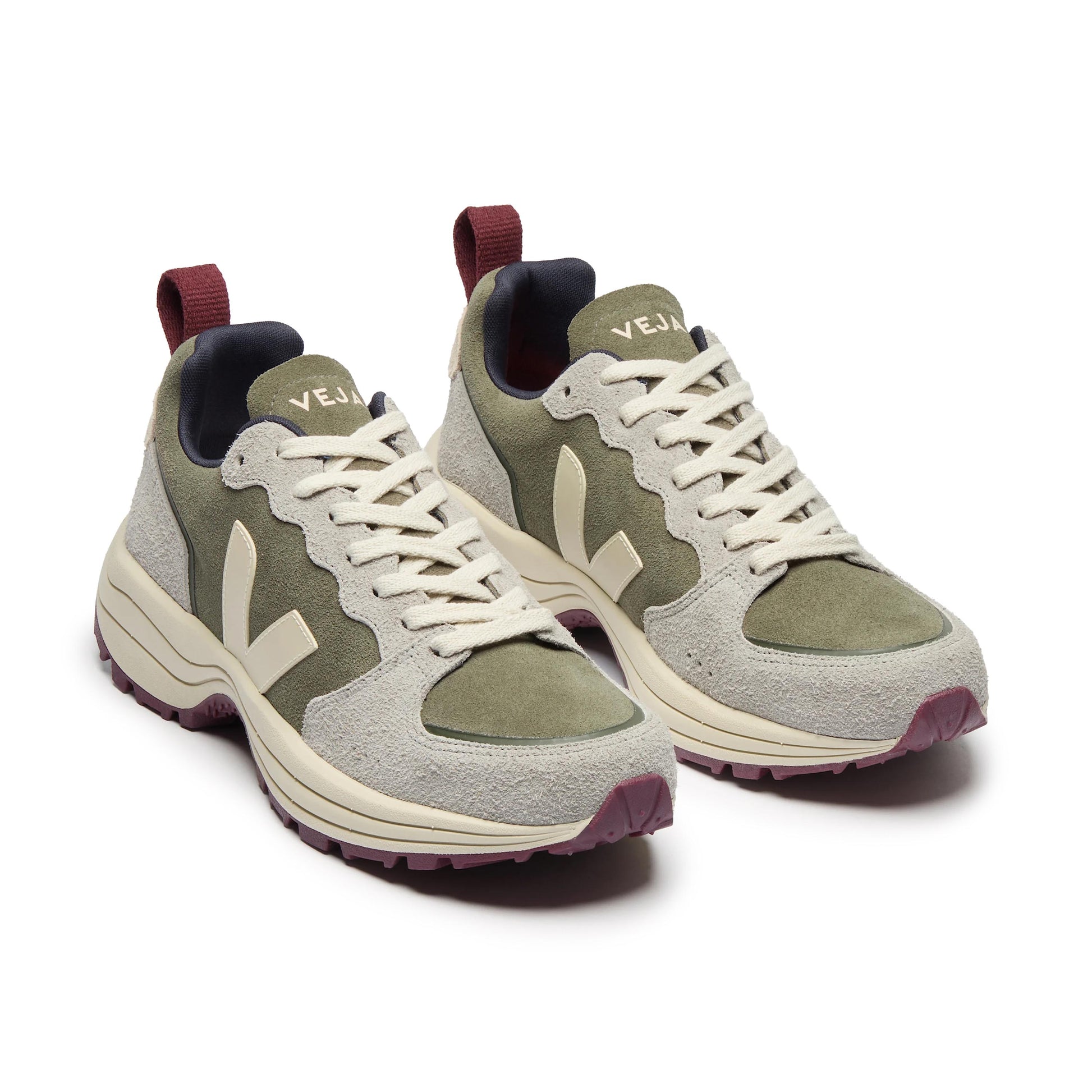 Deportiva verde/beige con cordón VENTURI de Veja