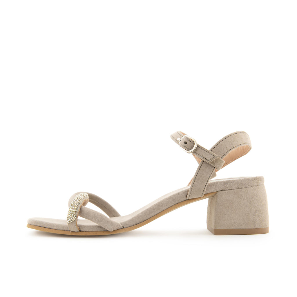 Sandalia con tacón taupe con hebilla YANA de 220V - YANA-115-1.jpg