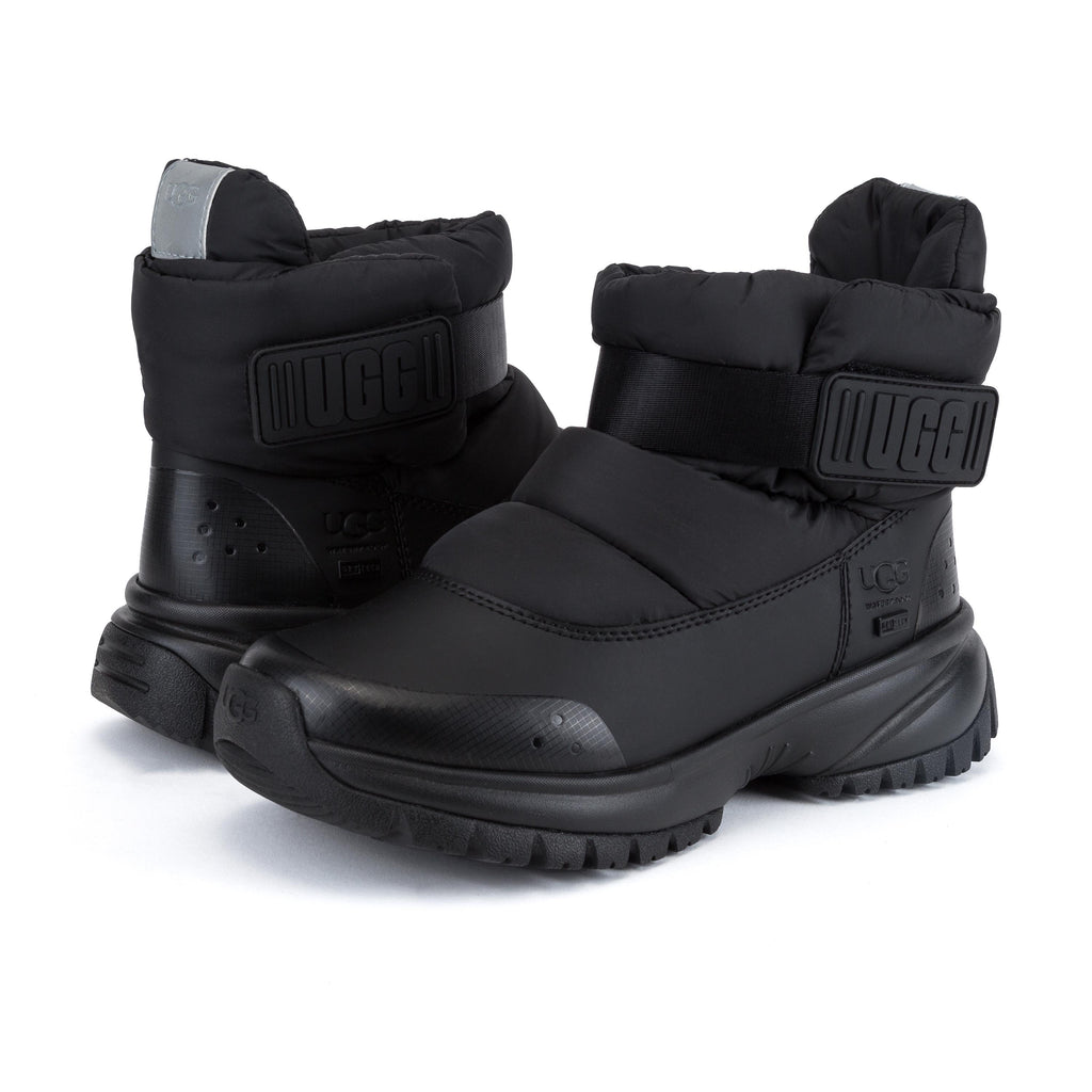Botín negro con velcro YOSEPUFF de UGG - YOSEPUFF-20-2.jpg