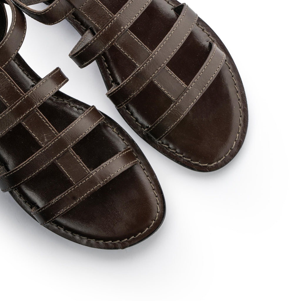 Sandalia plana marrón con hebilla XENA de 220V - XENA-12-6.jpg