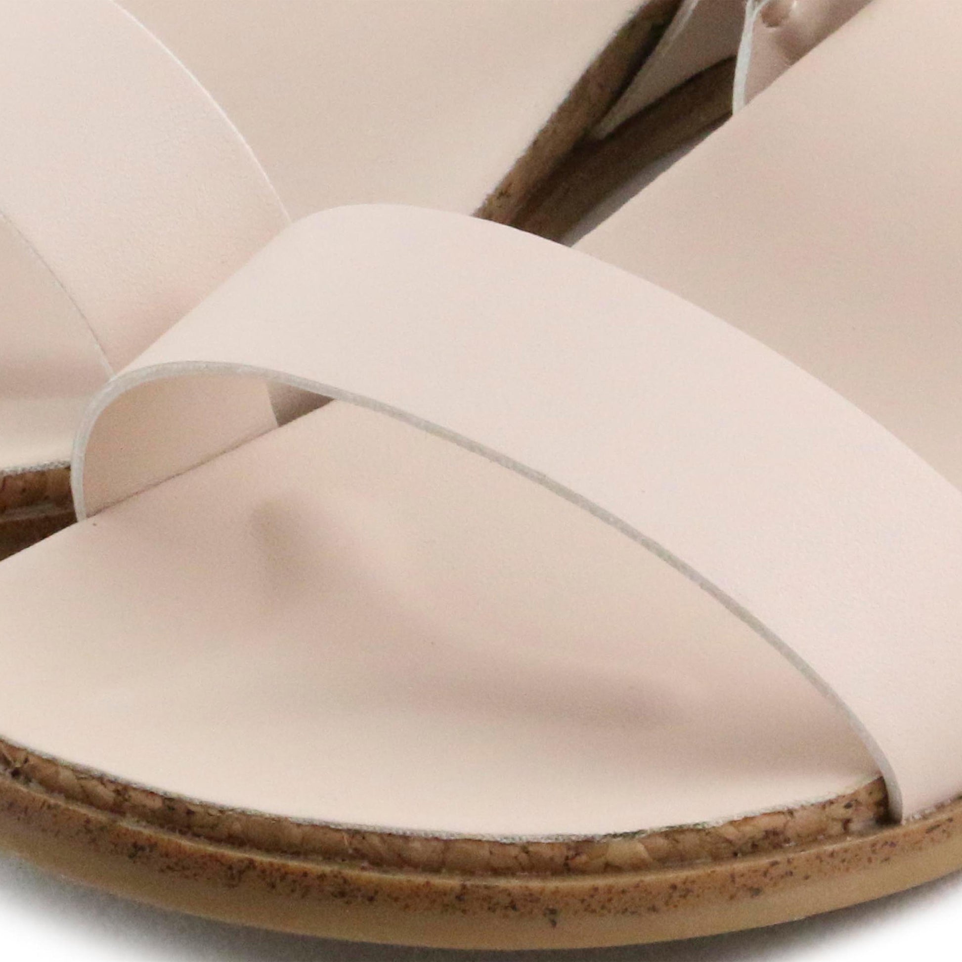 Sandalia plana beige con hebilla JAYNA de UGG - JAYNA-9-6.jpg