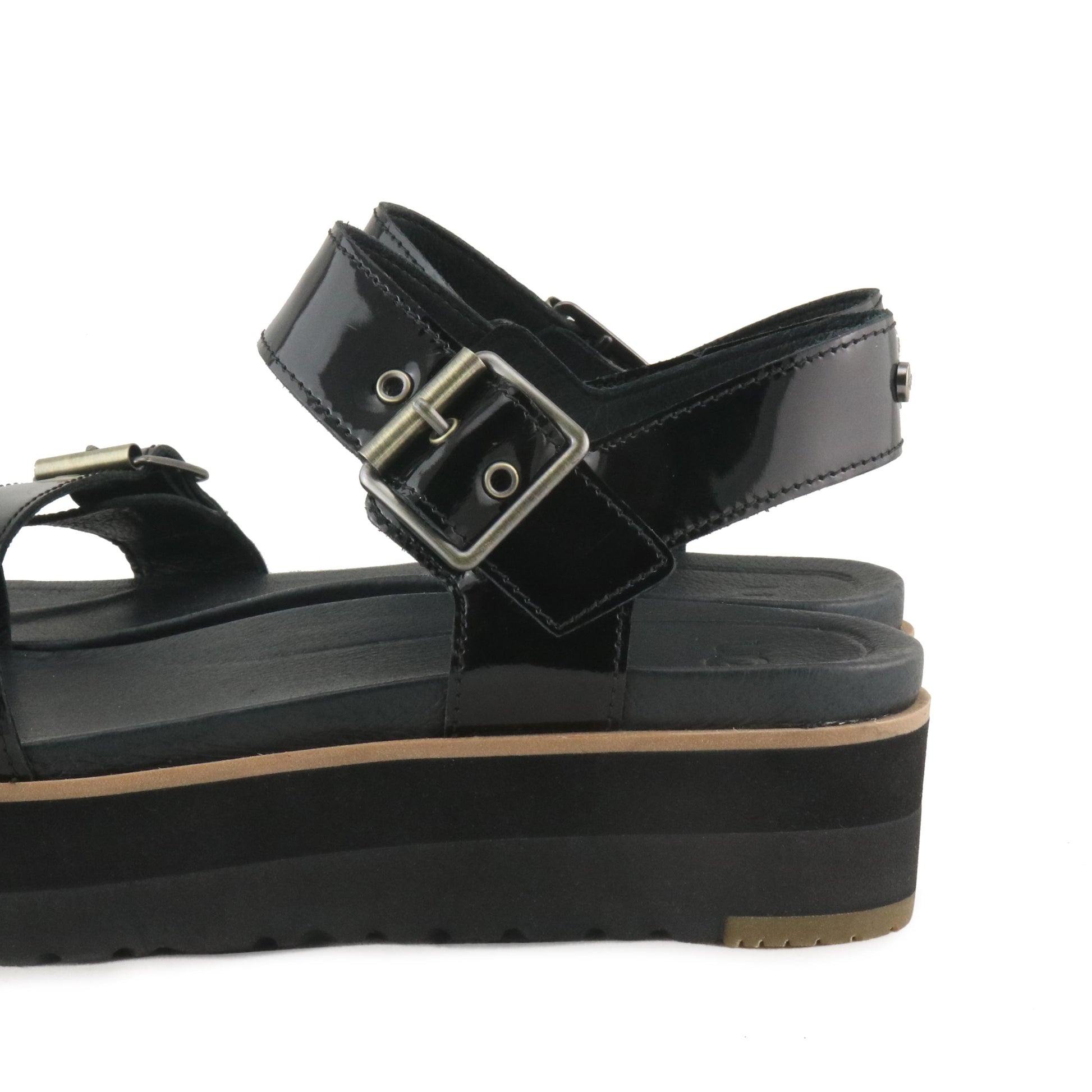 Sandalia de plataforma charol negro con hebilla ANGIE UGG - ANGIE-24-5.jpg