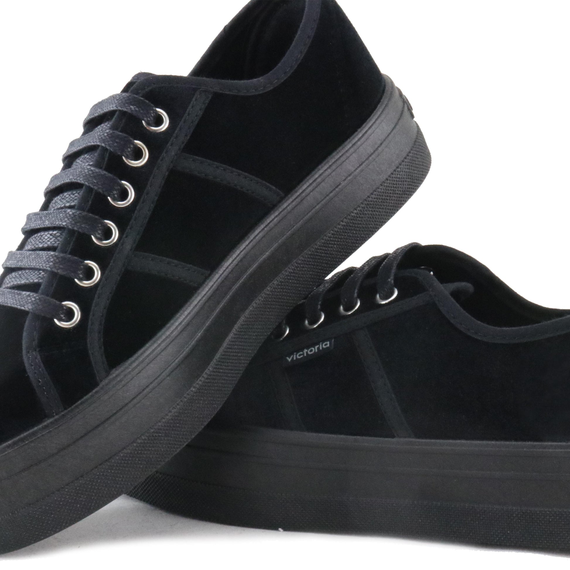 Zapatilla casual negro con cordón 9225 de Victoria - 09225-20-6.jpg