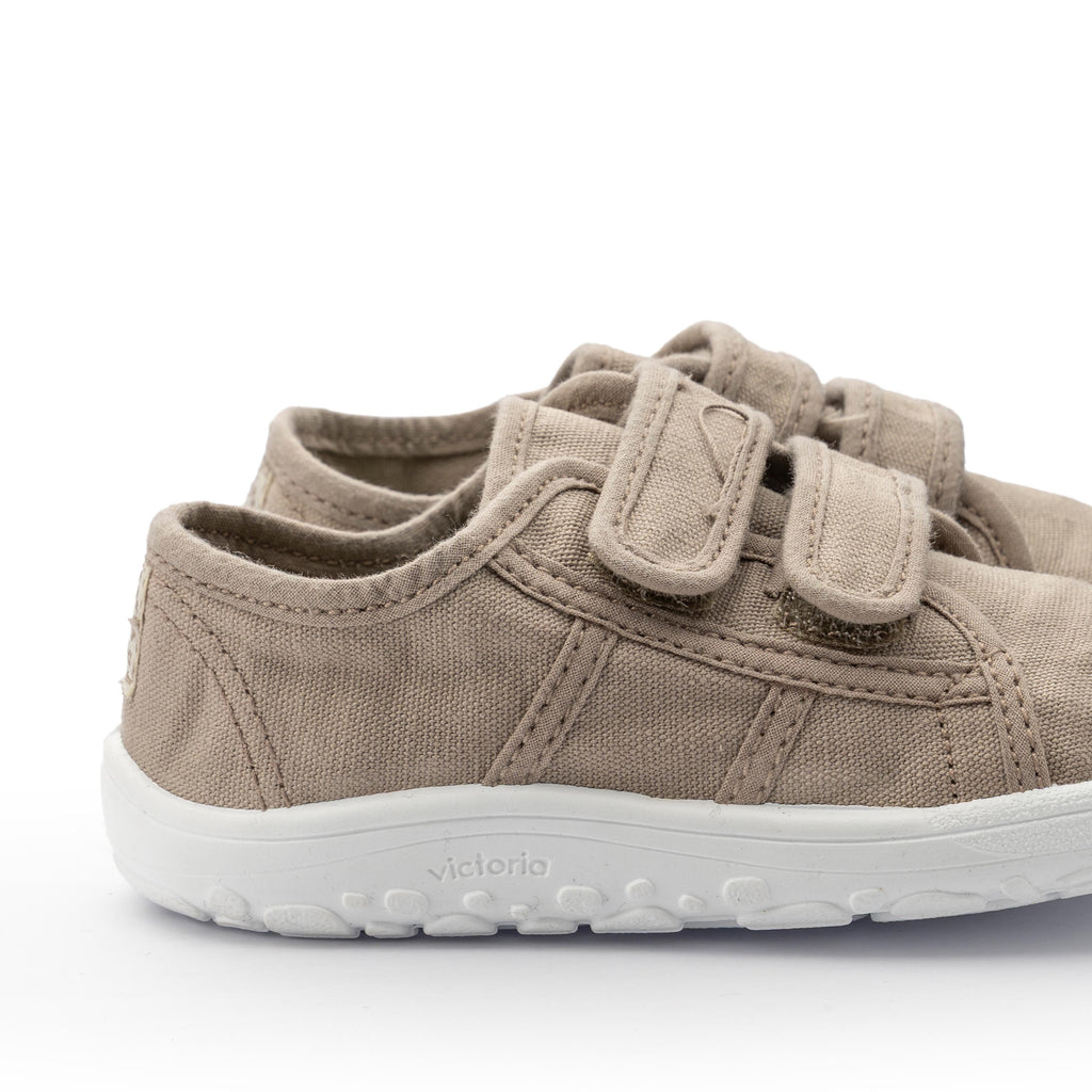Zapatilla barefoot beige con velcro 1370111 de Victoria - 1370111-9-5.jpg