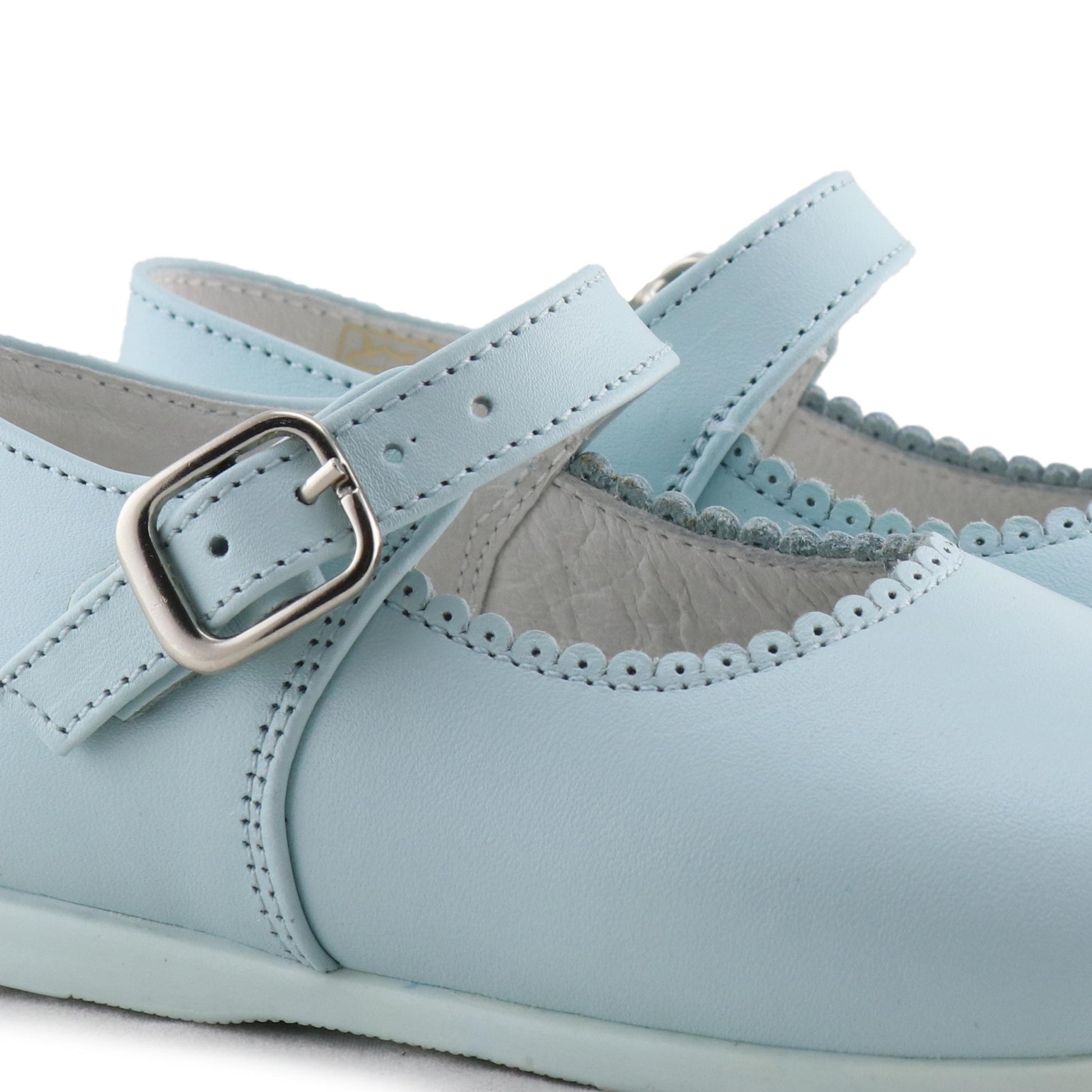 Mercedita celeste con hebilla 10305 de Jeromín - 10305-8-5.jpg