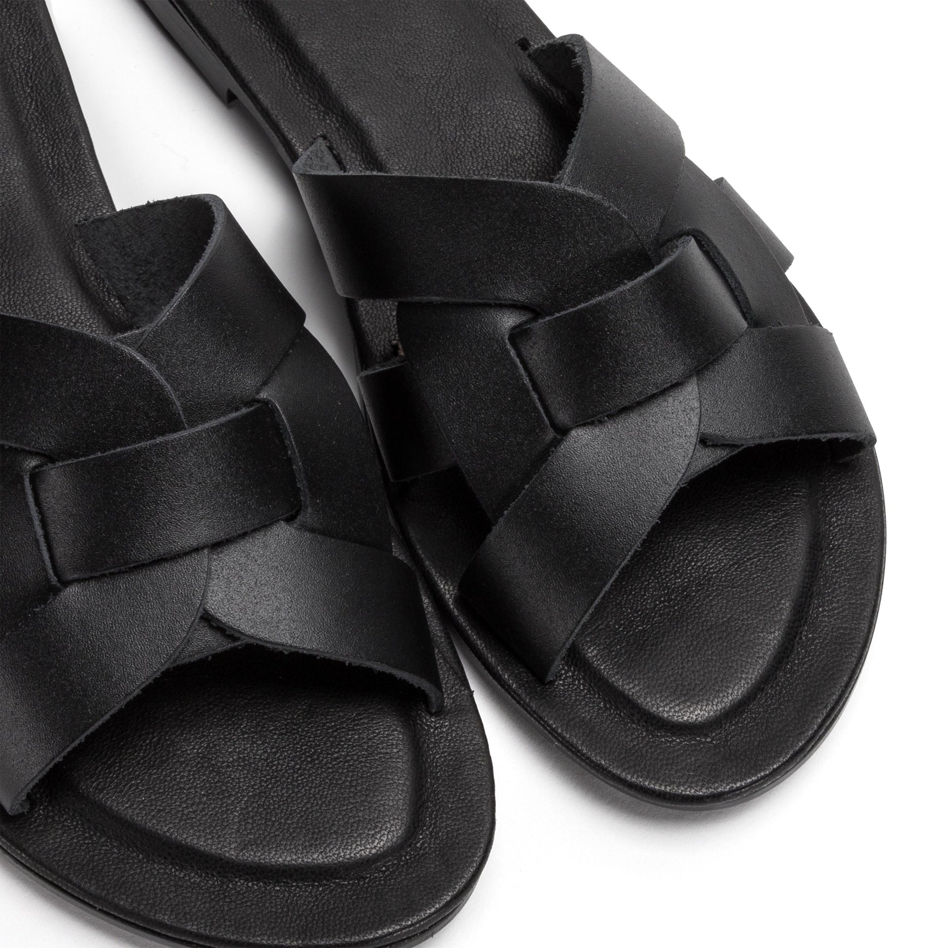 Zueco plano negro 7242 de Pepa & Cris - 7242-20-6.jpg