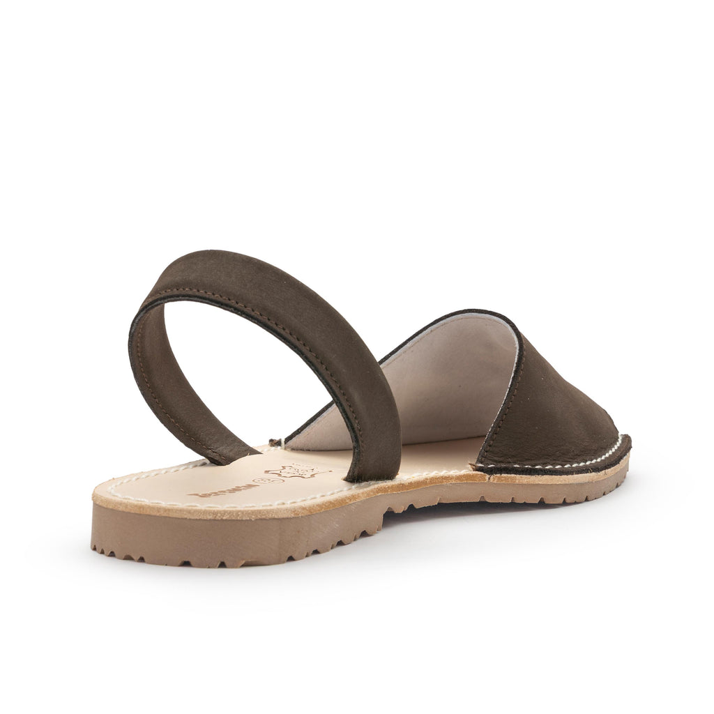 Menorquina plana nobuk marrón 1040 de Jeromín - 1040-36-3.jpg