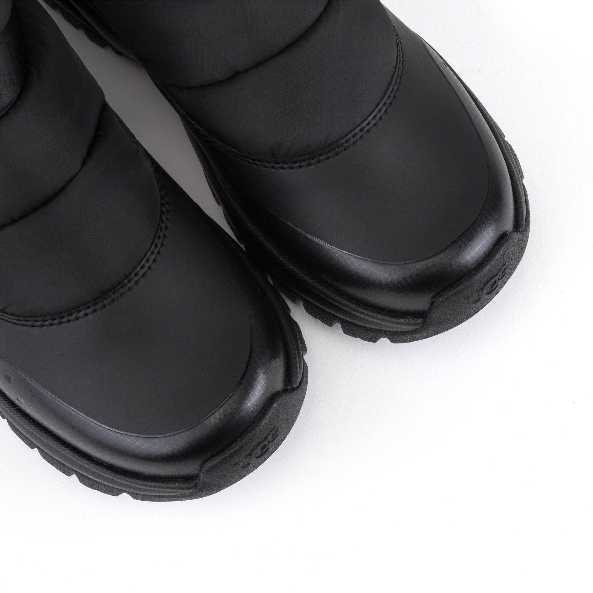 Botín negro con velcro YOSEPUFF de UGG - YOSEPUFF-20-6.jpg