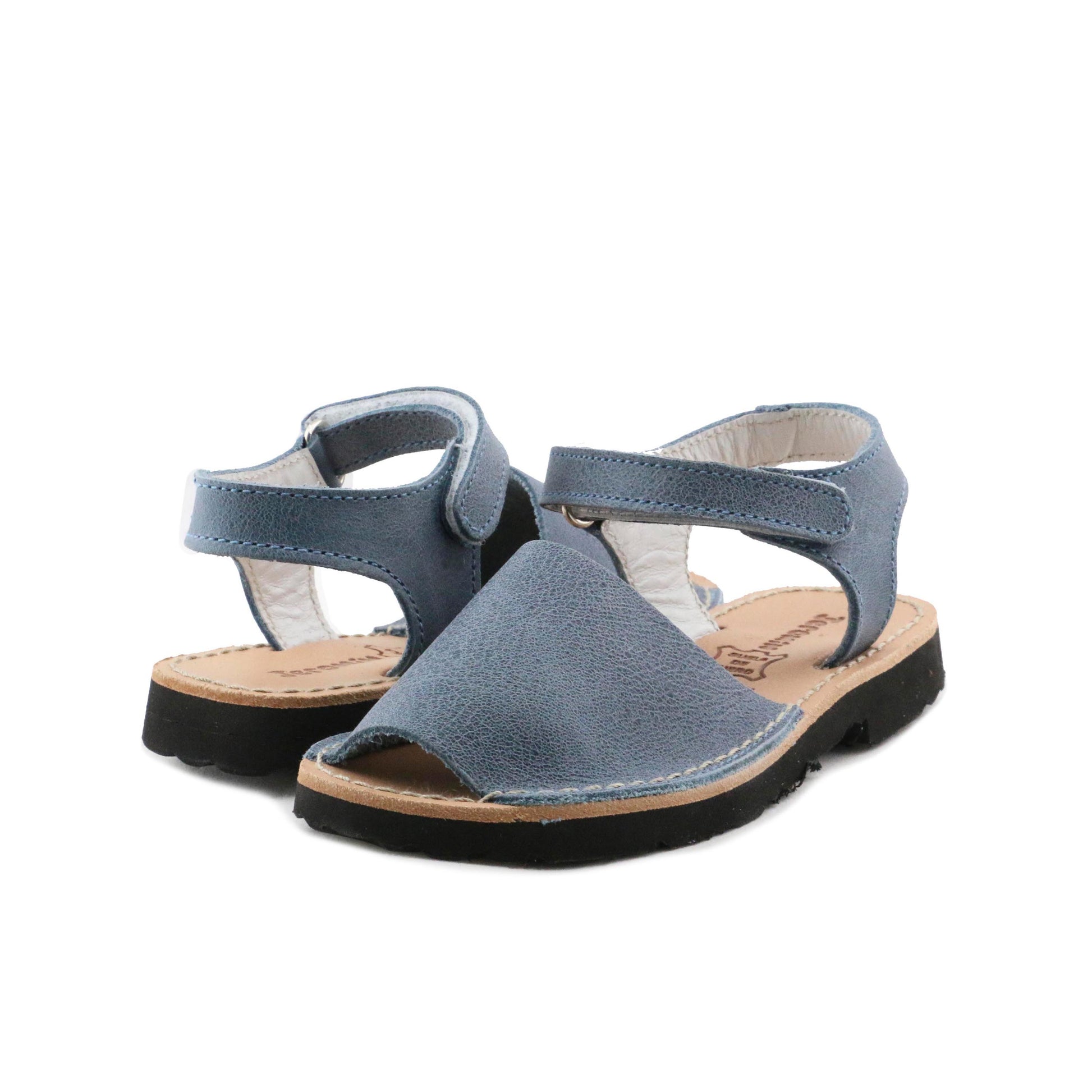 Menorquina plana azul jeans con velcro 8001 de Jeromín - 8001-119-2.jpg