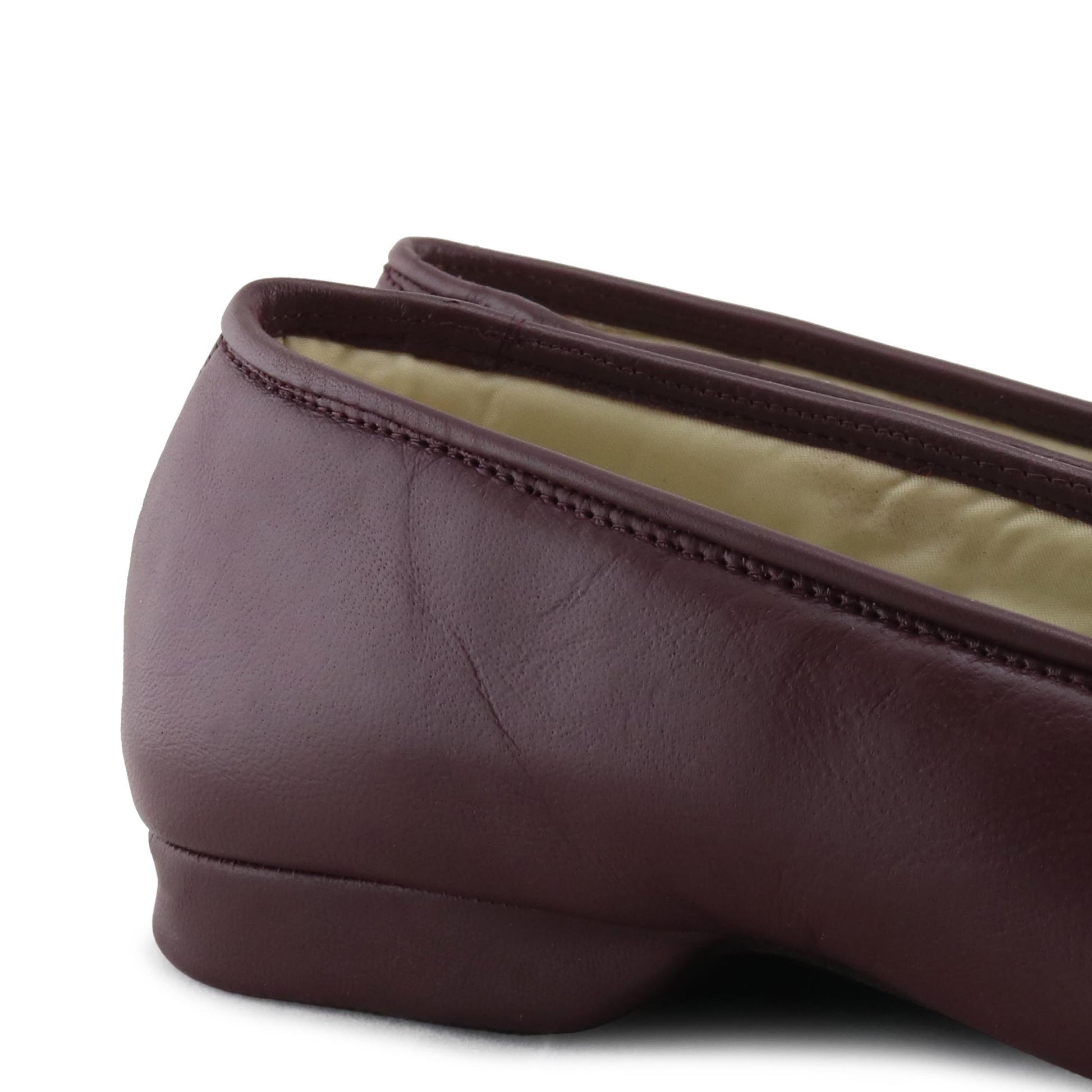 Zapatilla para casa cerrada burdeos 1412 de Jeromín - 1412-13-5.jpg