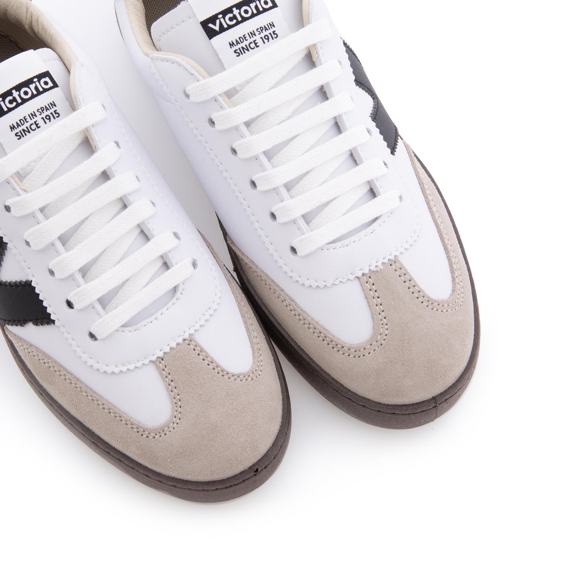 Deportiva blanco/negro con cordón 1126186 de Victoria - 1126186-385-6.jpg