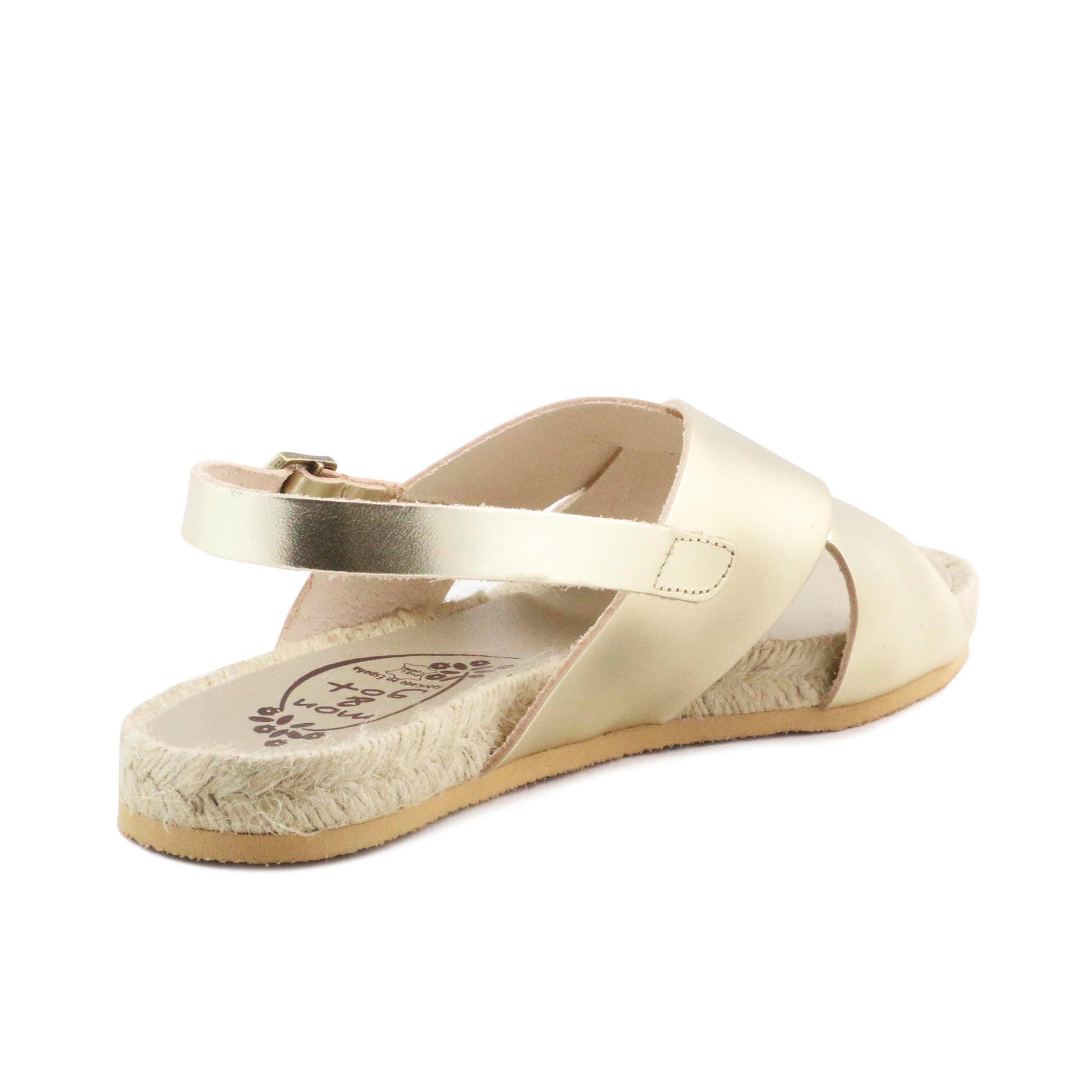 Sandalia plana dorado con hebilla 1112 de Pepa & Cris - 1112-48-3.jpg