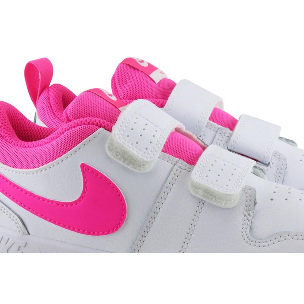 Deportiva blanca y rosa velcro Piconew de Nike 