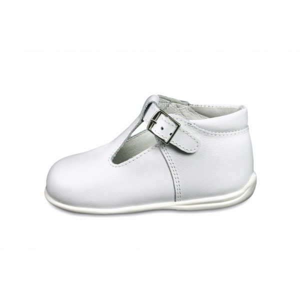 Sandalia bota blanco Petit Shoes